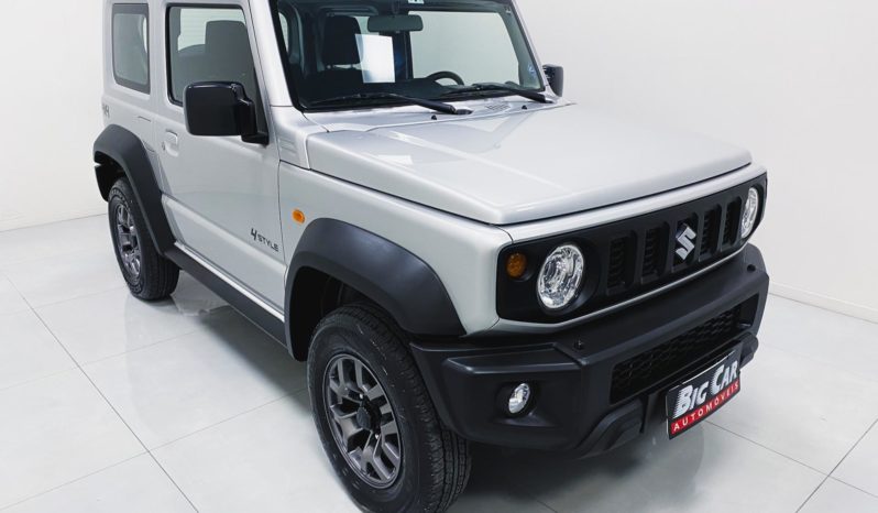 
								Suzuki Jimny Sierra 4STYLE ALLGRIP 1.5 16V Aut. 2022 full									