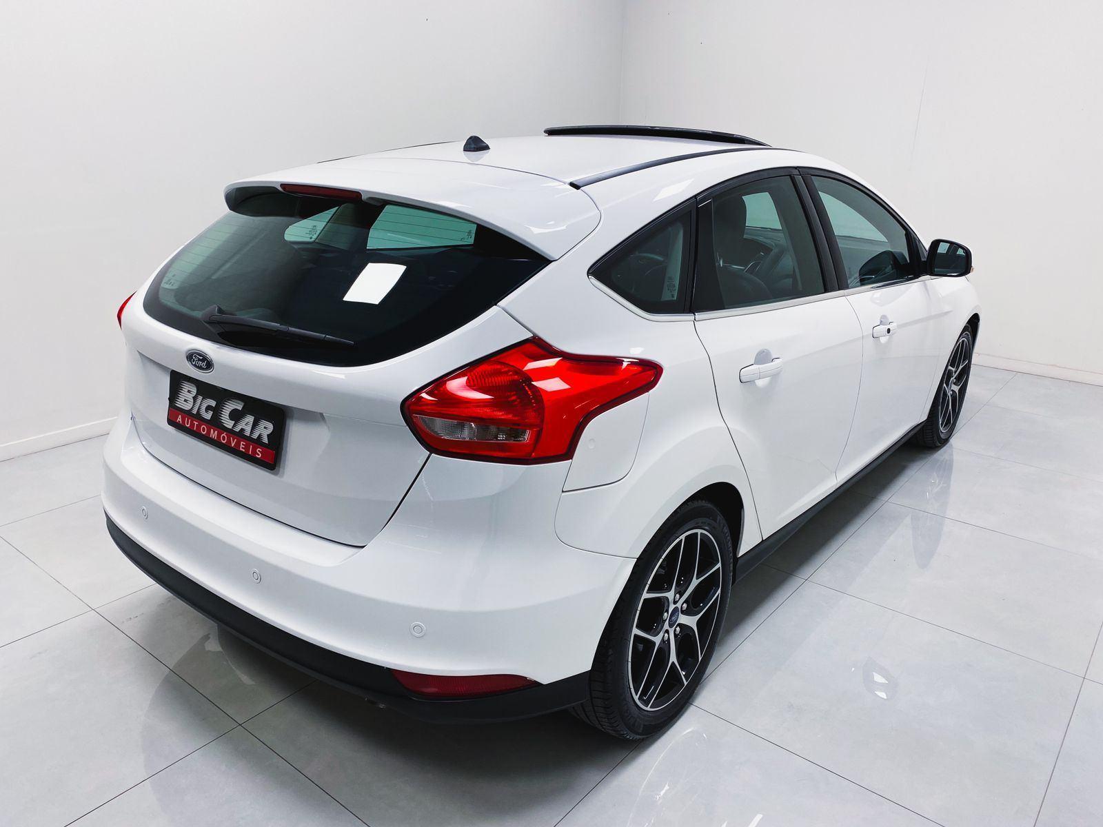 Ford Focus TITANIUM  2.0  Flex Aut. 2018