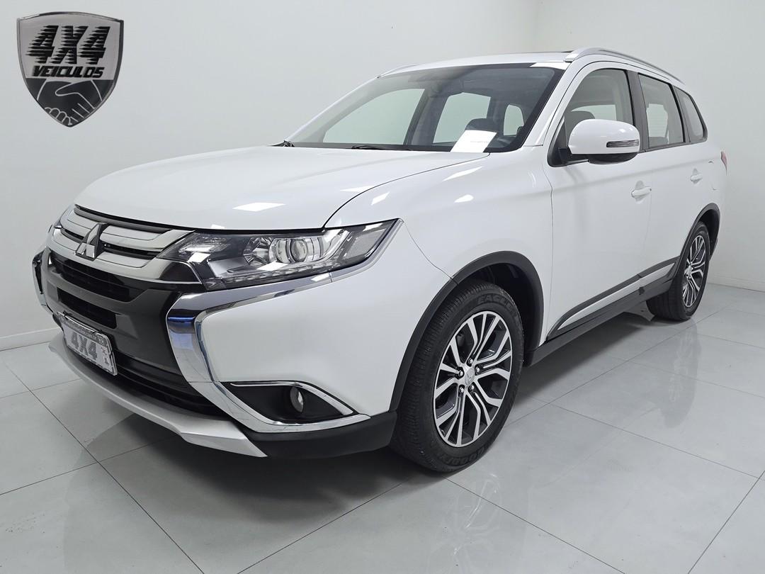 Mitsubishi Outlander COMFORT pack 2018