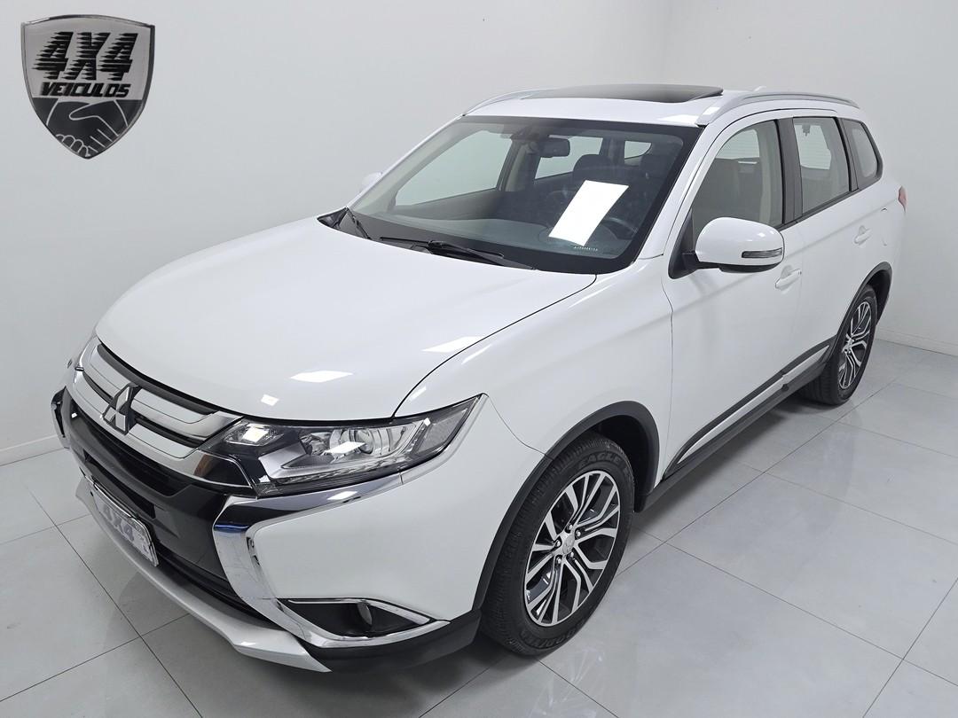 Mitsubishi Outlander COMFORT pack 2018