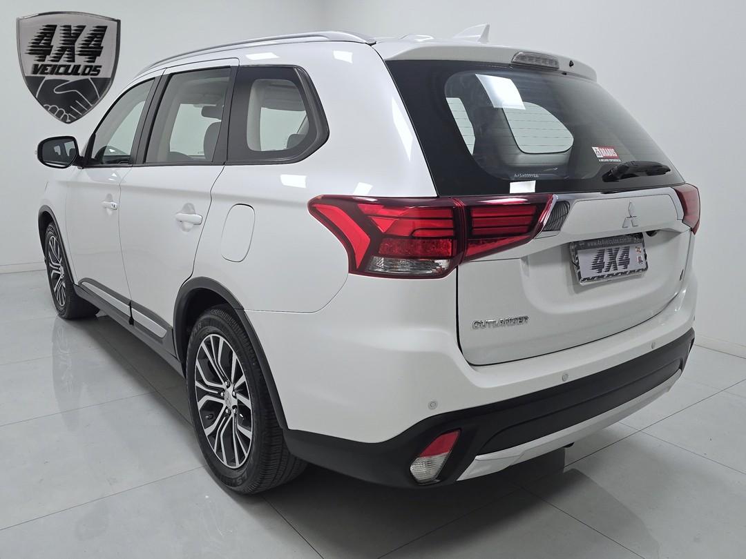 Mitsubishi Outlander COMFORT pack 2018