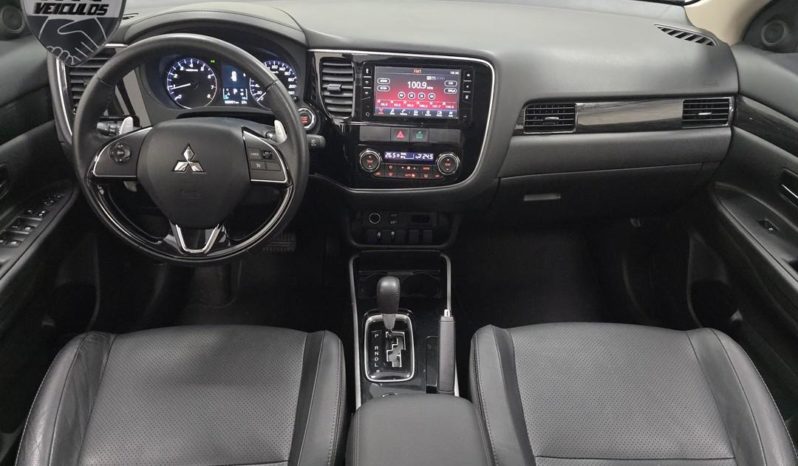 
								Mitsubishi Outlander COMFORT pack 2018 full									