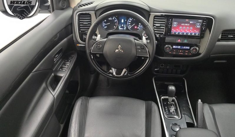 
								Mitsubishi Outlander COMFORT pack 2018 full									