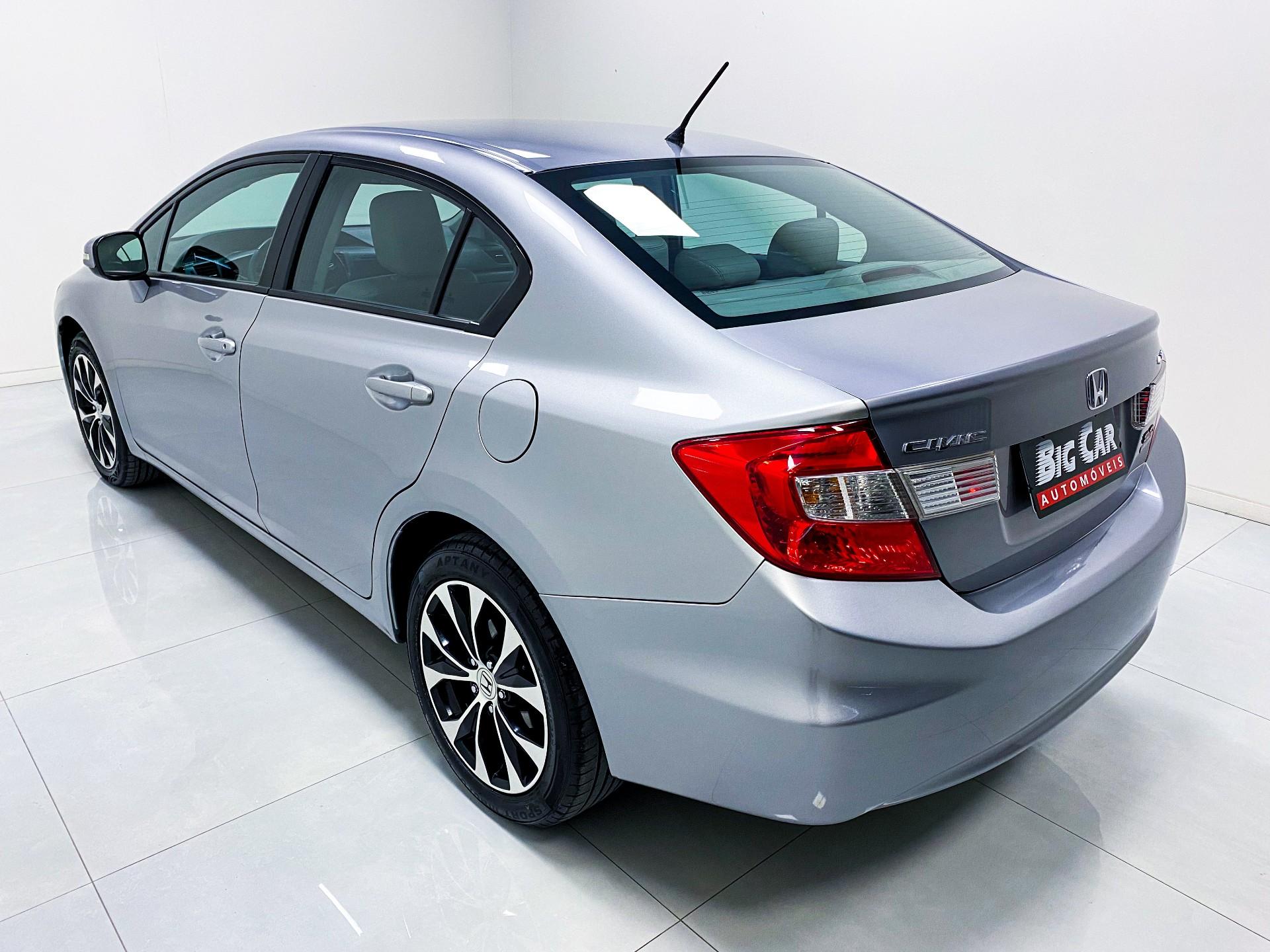 Honda Civic Sedan LXR 2.0 Flexone 16V Aut. 2016