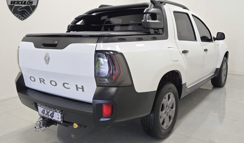 
								Renault Duster Oroch intense 2024 full									