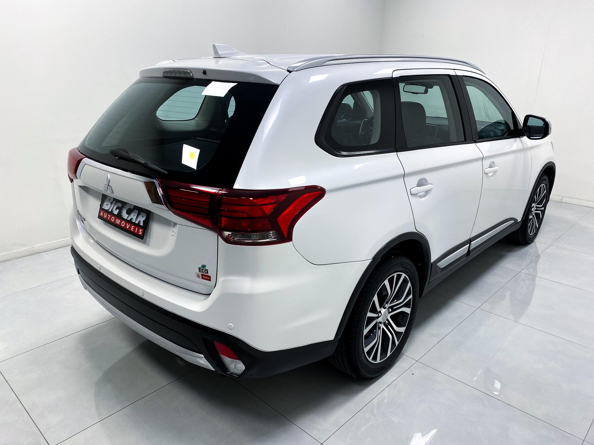 Mitsubishi Outlander 2.0 16V 160cv Aut. 2017