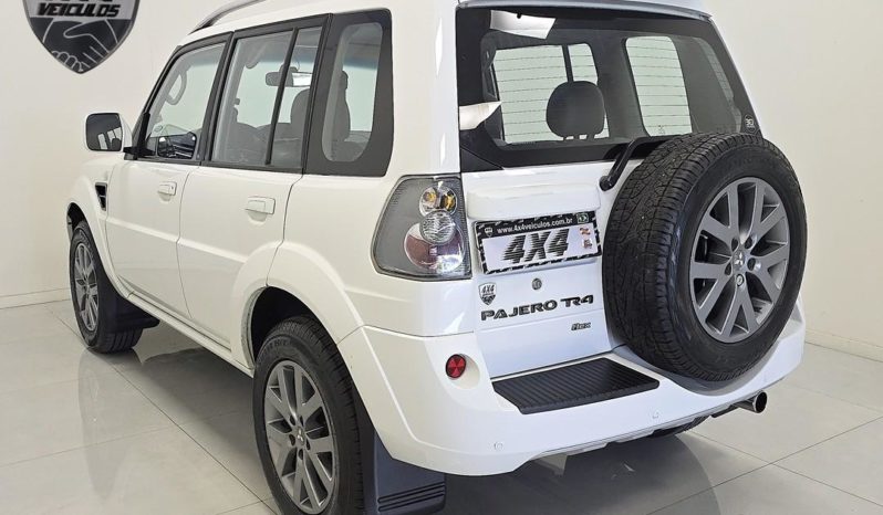 
								Mitsubishi Pajero TR4 2.0 Flex 16V 4X2 Aut. 2014 full									