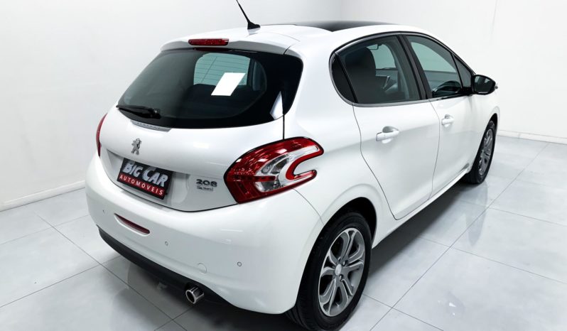 
								Peugeot 208 Griffe 1.6 Flex 16V Aut. 2015 full									