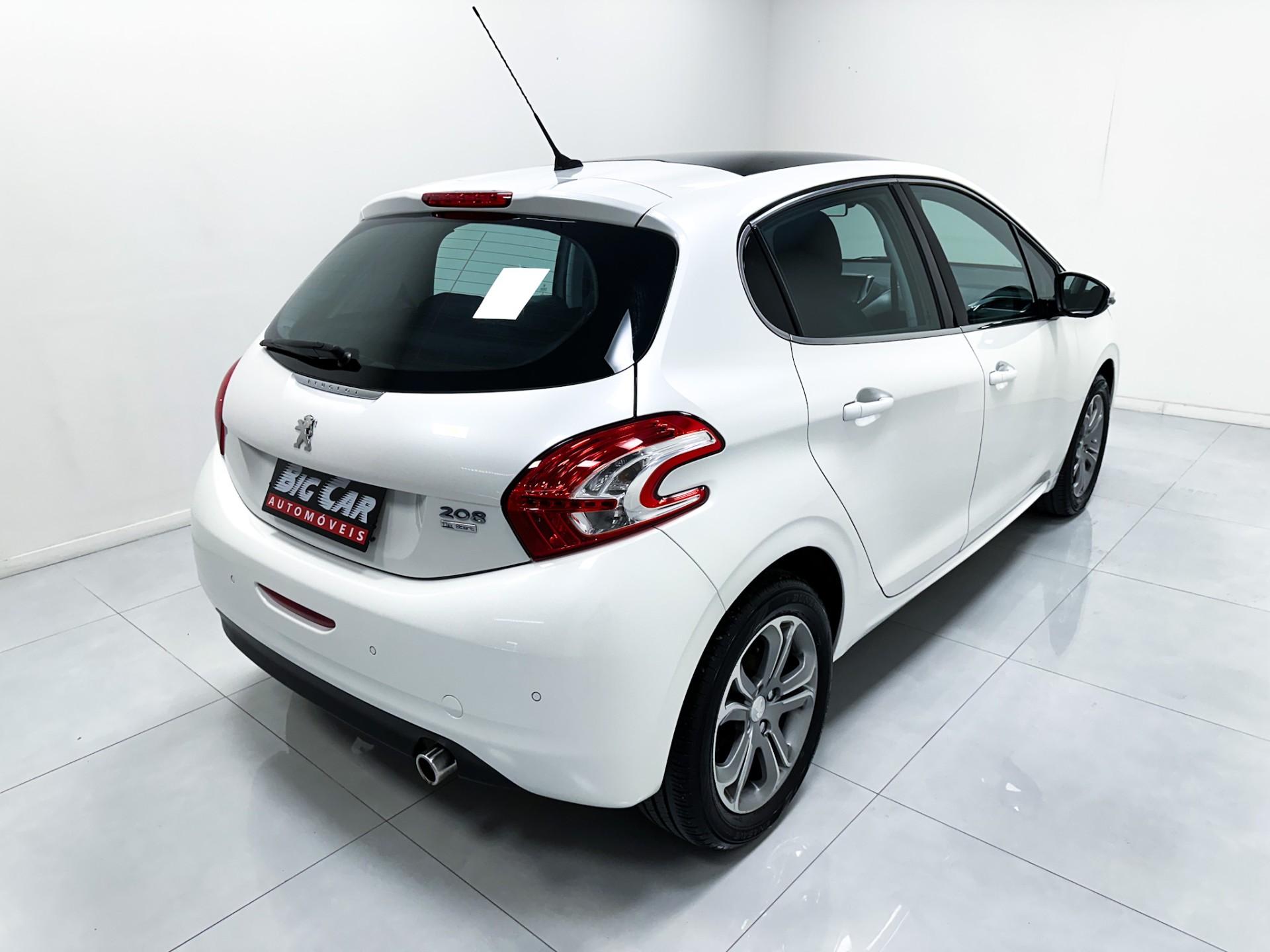 Peugeot 208 Griffe 1.6 Flex 16V Aut. 2015