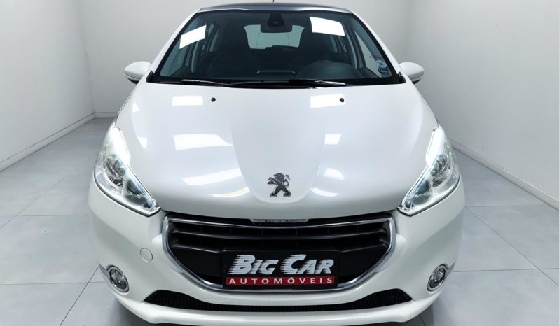 
								Peugeot 208 Griffe 1.6 Flex 16V Aut. 2015 full									