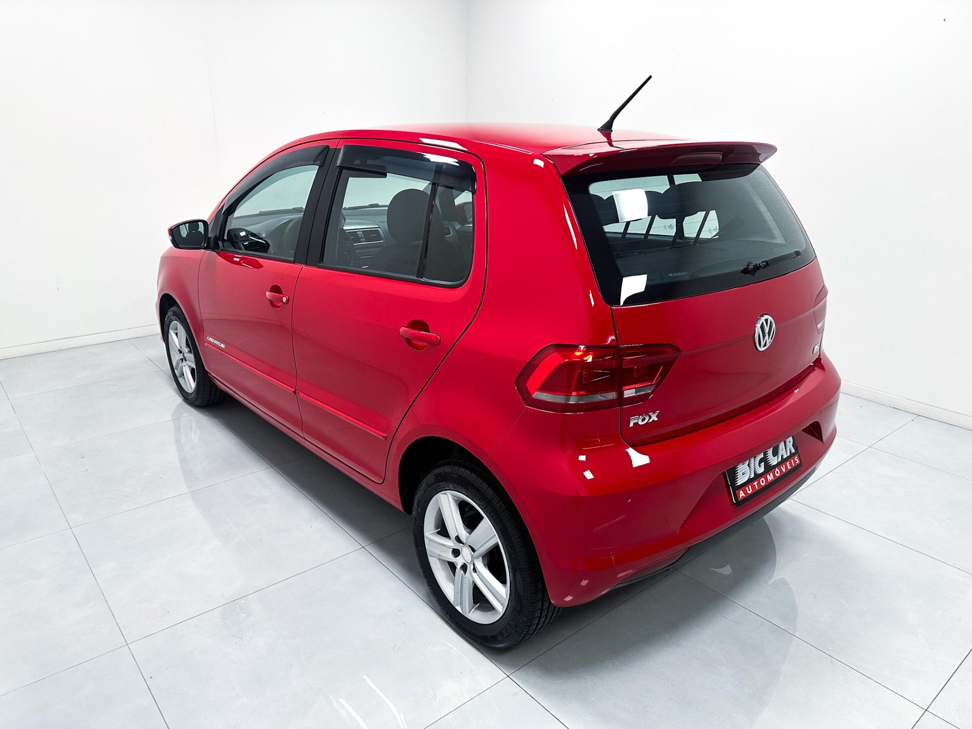 Volkswagen Fox Comfortline 1.6 Flex 8V 2015