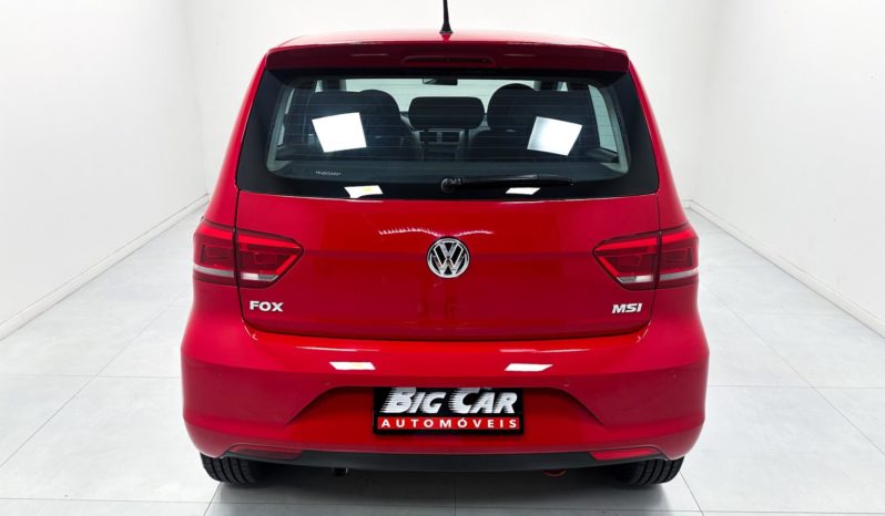 
								Volkswagen Fox Comfortline 1.6 Flex 8V 2015 full									