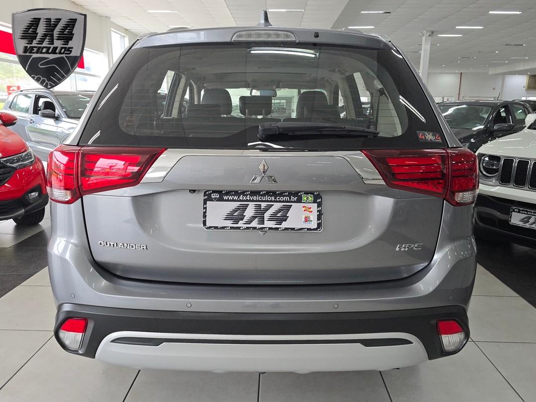 Mitsubishi Outlander HPE 2.0 16V 5p Aut. 2022