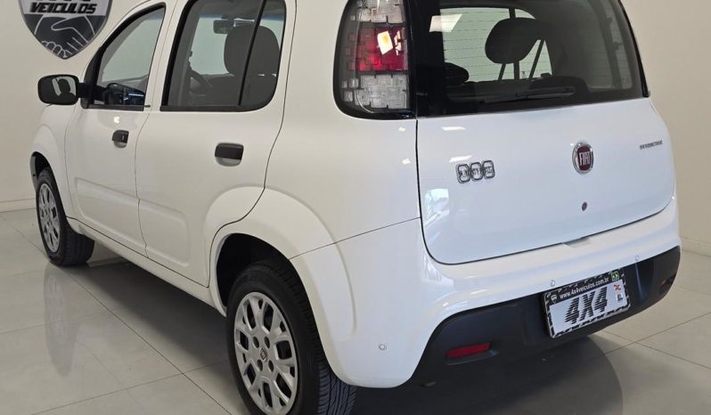 
								Fiat Uno ATTRACTIVE 1.0 2015 full									