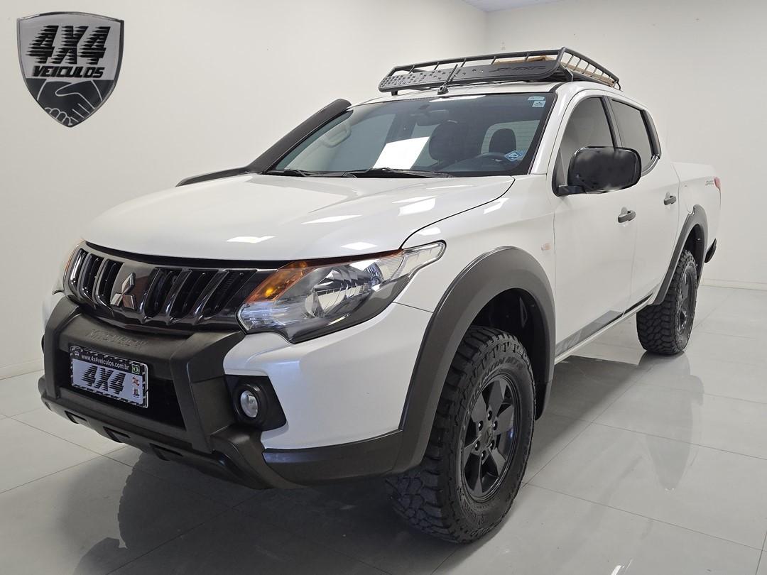 Mitsubishi L200 Savana TRITON SPORT SAVANA 2023