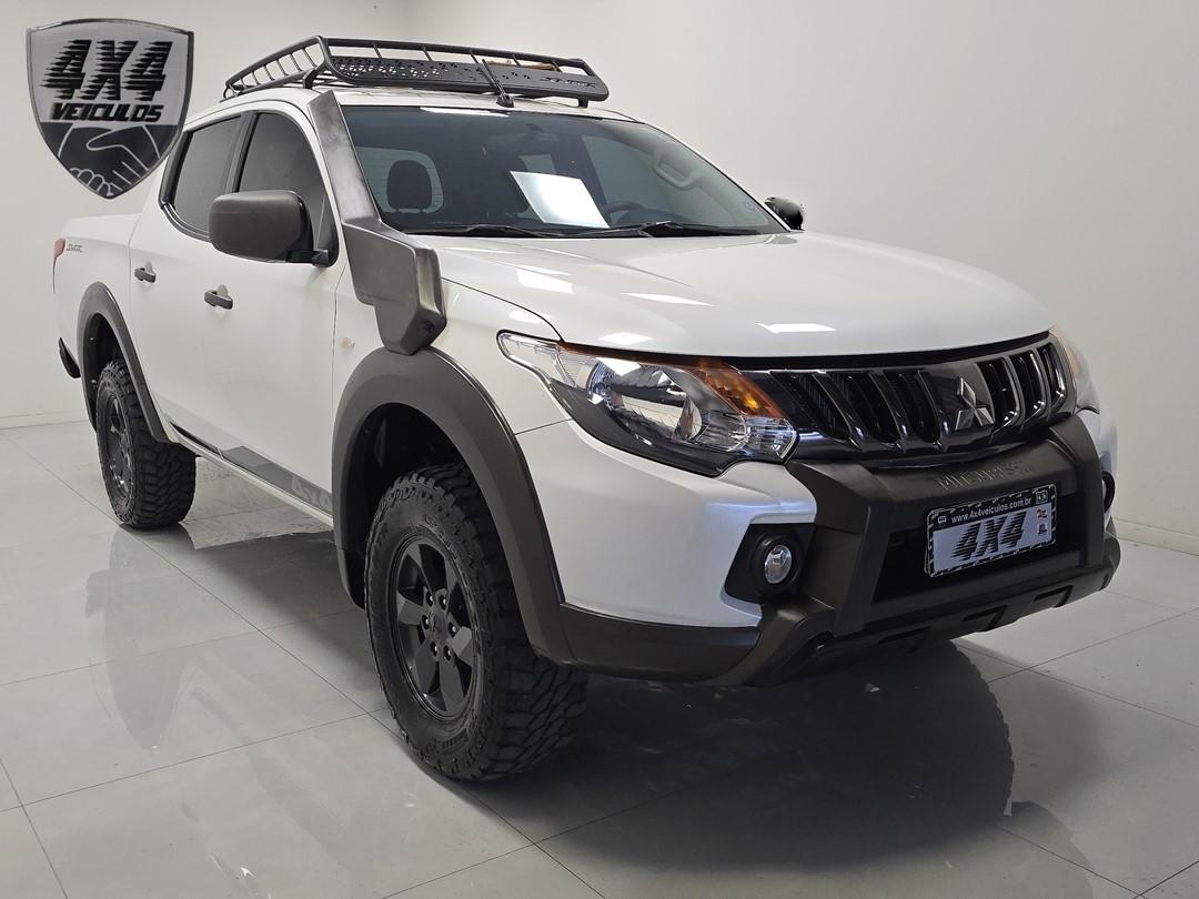 Mitsubishi L200 Savana TRITON SPORT SAVANA 2023