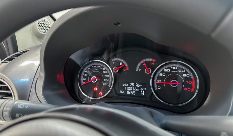 
								Fiat Grand Siena ESSENCE Dualogic 1.6 Flex 16V 2015 full									