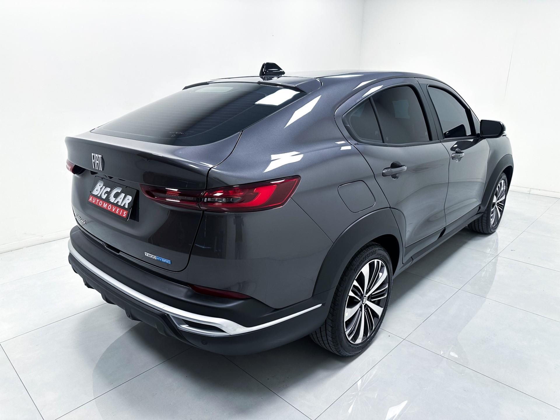 Fiat Fastback Audace 200 TB Aut (Hibrído) 2025