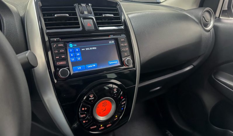 
								Nissan Versa UNIQUE 1.6 16V Flex Mec. 2016 full									