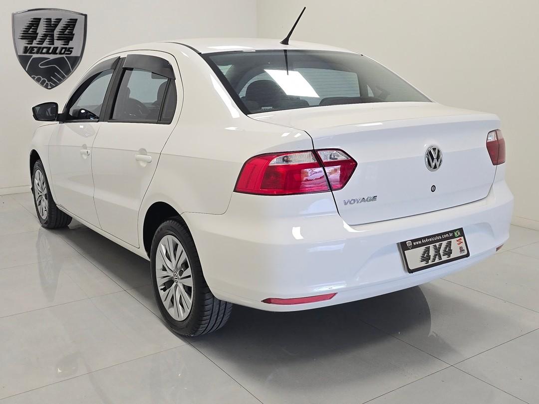 Volkswagen Voyage 1.6/1.6 City  Mi Total Flex 8V 4p 2022
