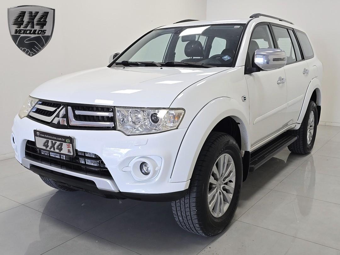 Mitsubishi Pajero HPE 3.2 4×4 T.I. Dies. 7p Aut. 2016