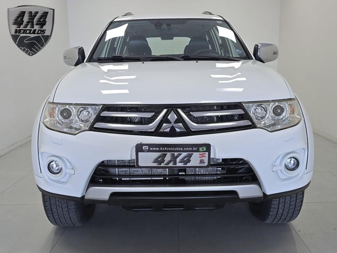 Mitsubishi Pajero HPE 3.2 4×4 T.I. Dies. 7p Aut. 2016