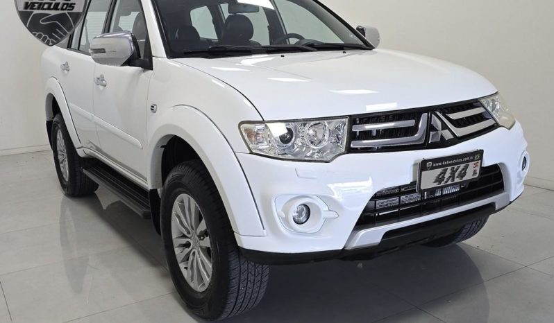
								Mitsubishi Pajero HPE 3.2 4×4 T.I. Dies. 7p Aut. 2016 full									