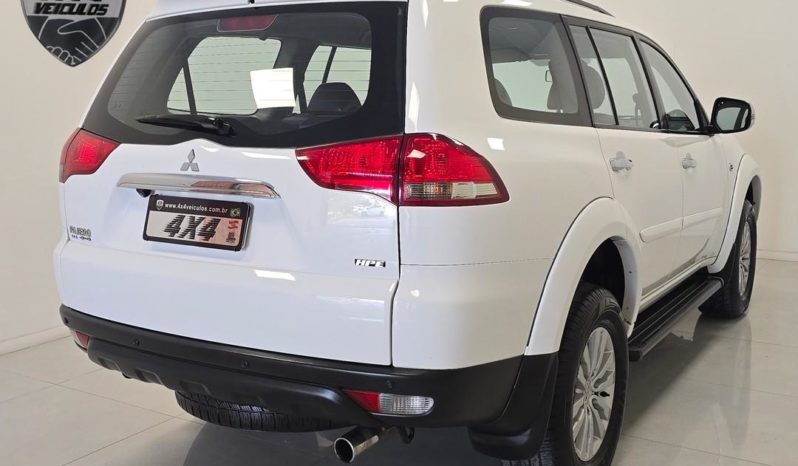 
								Mitsubishi Pajero HPE 3.2 4×4 T.I. Dies. 7p Aut. 2016 full									