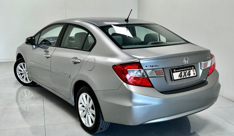 
								Honda Civic Sedan LXS 1.8/1.8 Flex 16V Mec. 4p 2014 full									