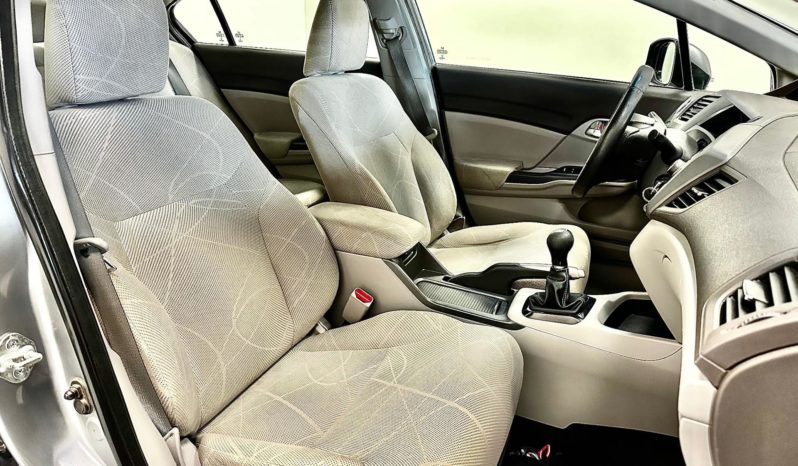 
								Honda Civic Sedan LXS 1.8/1.8 Flex 16V Mec. 4p 2014 full									