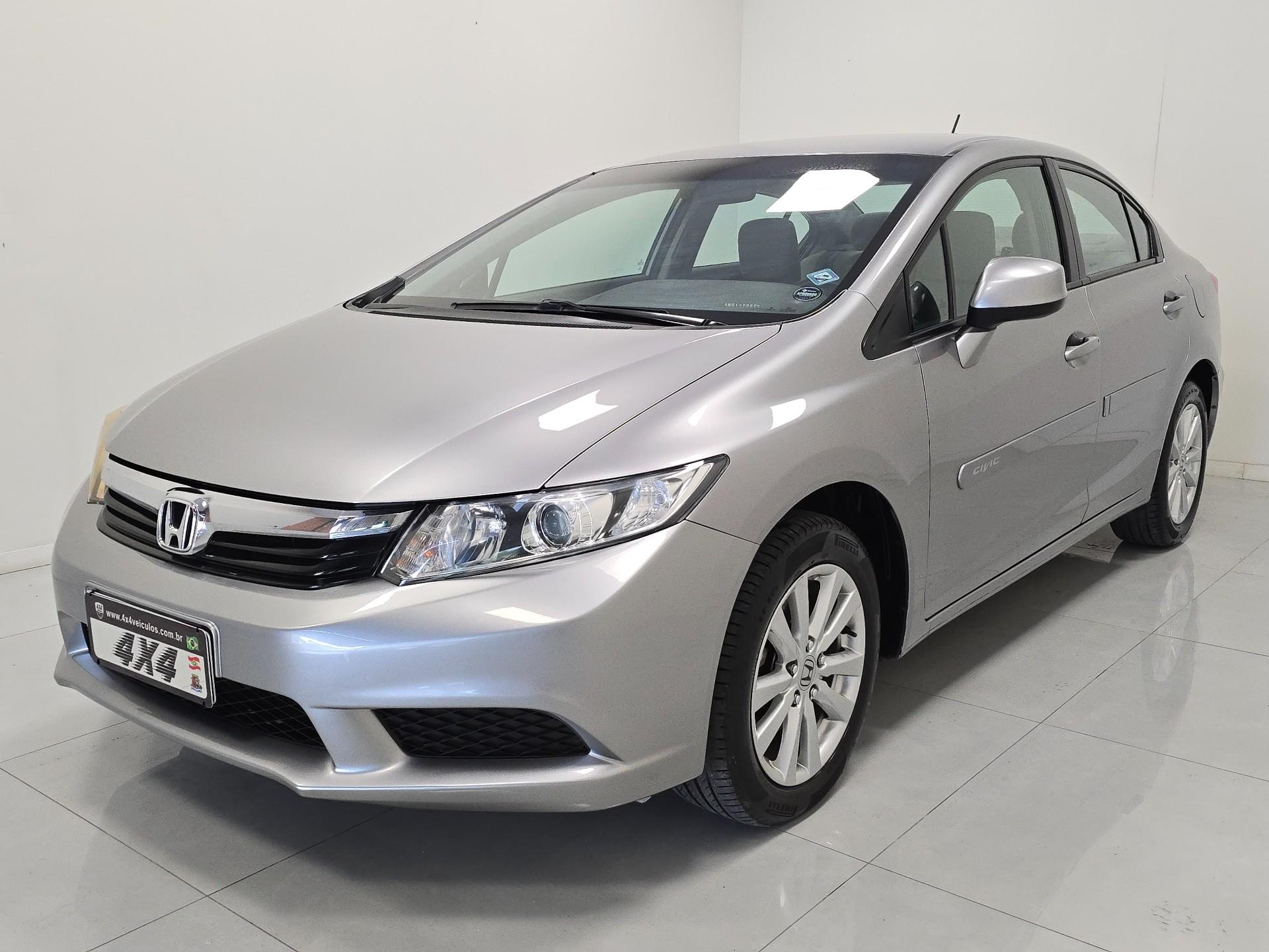 Honda Civic Sedan LXS 1.8/1.8 Flex 16V Mec. 4p 2014