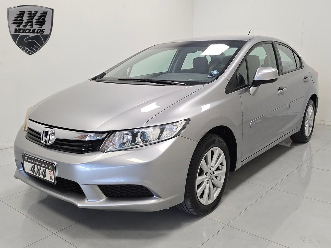 Honda Civic Sedan LXS 1.8/1.8 Flex 16V Mec. 4p 2014