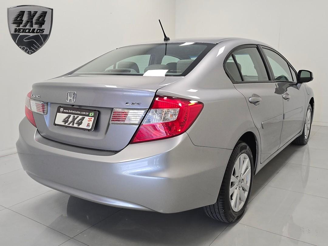 Honda Civic Sedan LXS 1.8/1.8 Flex 16V Mec. 4p 2014