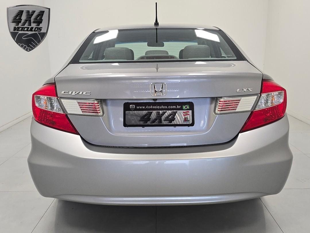 Honda Civic Sedan LXS 1.8/1.8 Flex 16V Mec. 4p 2014