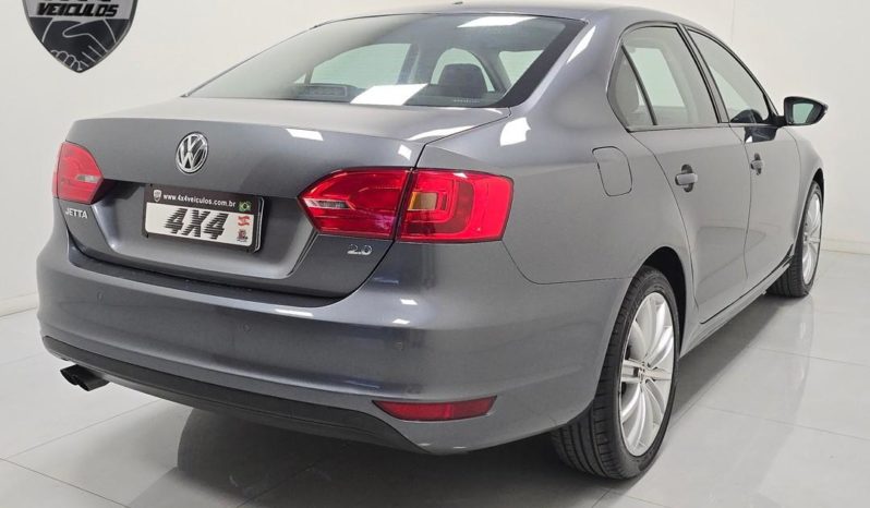 
								Volkswagen Jetta Comfortline 2.0 Automático 2014 full									