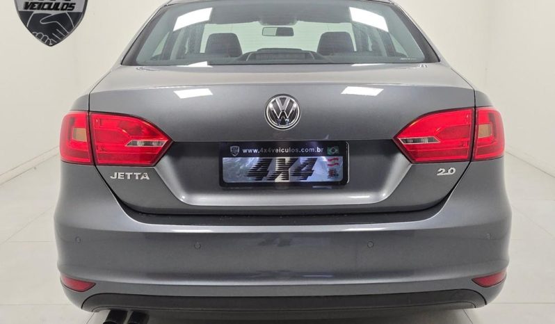 
								Volkswagen Jetta Comfortline 2.0 Automático 2014 full									