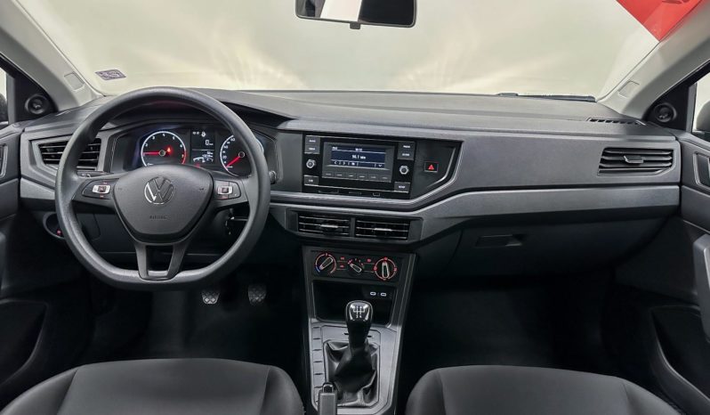 
								Volkswagen Polo Track 1.0 Flex 12V 5p 2024 full									