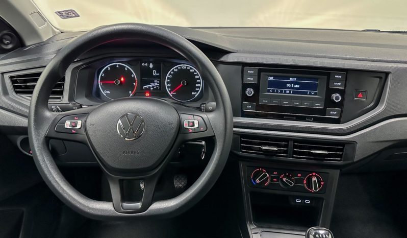 
								Volkswagen Polo Track 1.0 Flex 12V 5p 2024 full									
