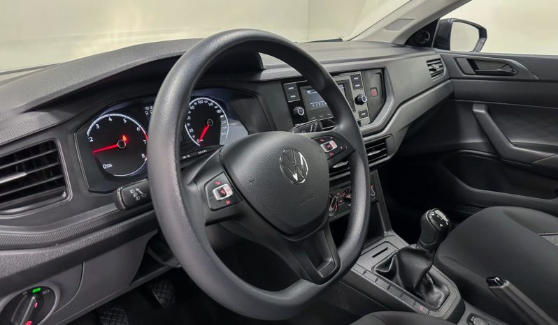 
								Volkswagen Polo Track 1.0 Flex 12V 5p 2024 full									
