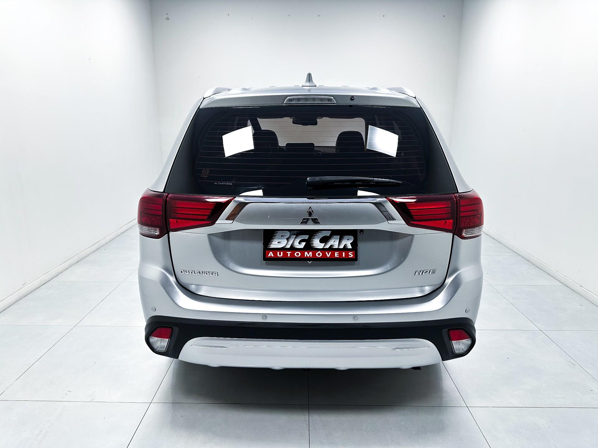 Mitsubishi Outlander HPE 2.0 16V 5p Aut. 2020