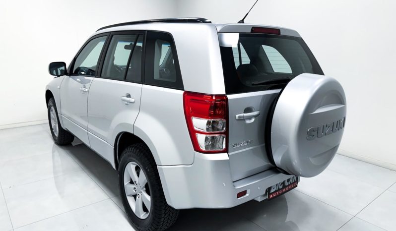 
								Suzuki Grand Vitara 2.0 16V 4×4 5p Aut. 2011 full									
