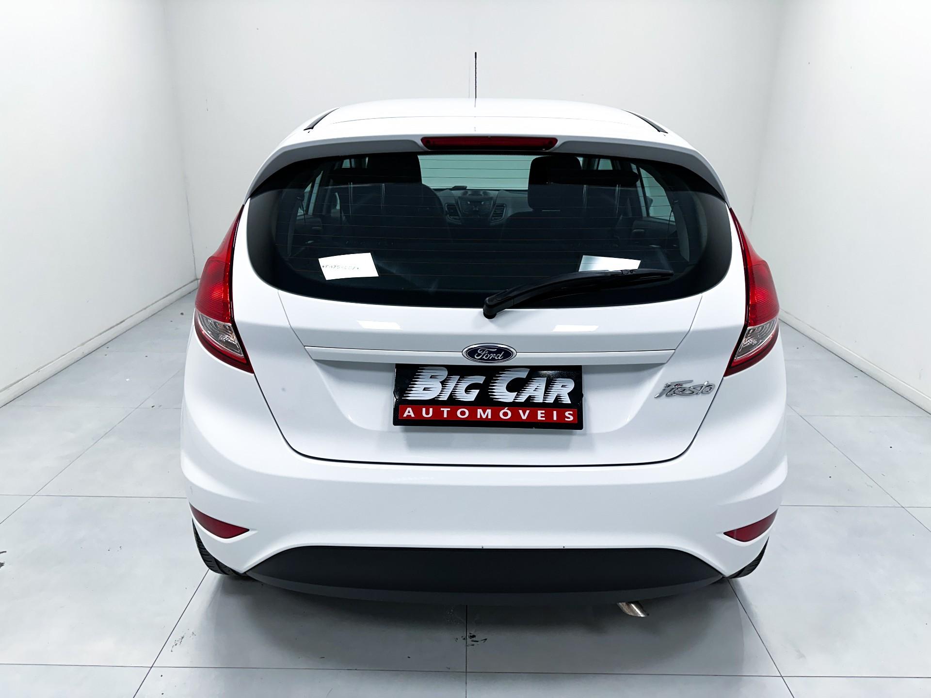 Ford Fiesta 1.5 16V Flex Mec. 5p 2015