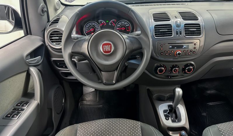 
								Fiat Grand Siena ESSENCE Dualogic 1.6 Flex 16V 2015 full									