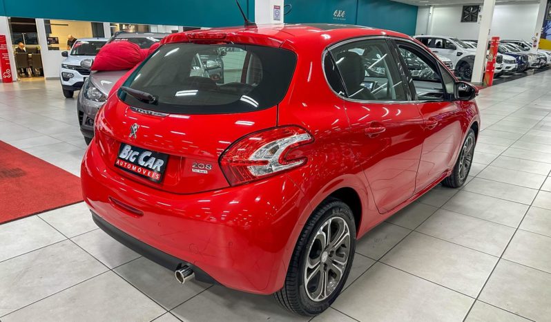 
								Peugeot 208 Griffe 1.6 Flex 16V 5p Aut. 2016 full									