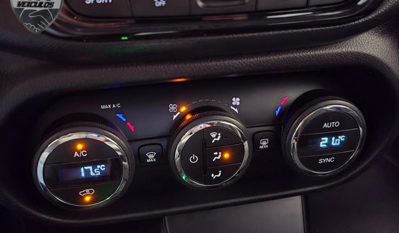 
								Fiat Toro Freedom 1.8 16V Flex Aut. 2019 full									