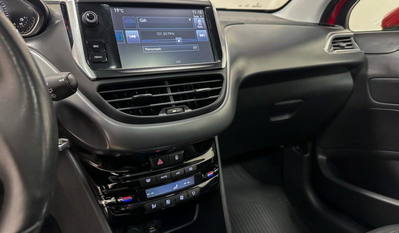 
								Peugeot 208 Griffe 1.6 Flex 16V 5p Aut. 2016 full									
