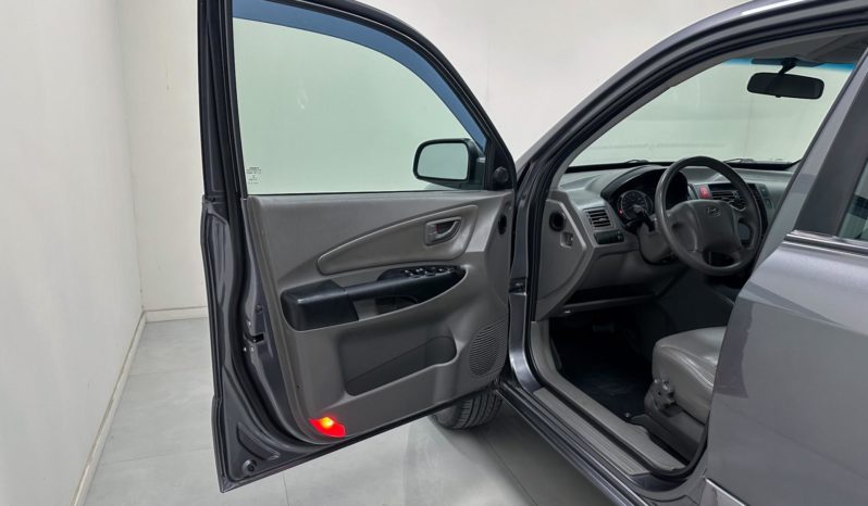 
								Hyundai Tucson 2.0 16V Flex Aut. 2015 full									
