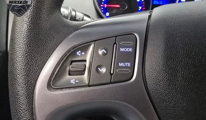 
								Hyundai ix35 GL 2.0 16V 2WD Flex Aut. 2018 full									