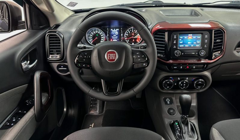 
								Fiat Toro Freedom Road 1.8 16V Flex Aut. 2018 full									