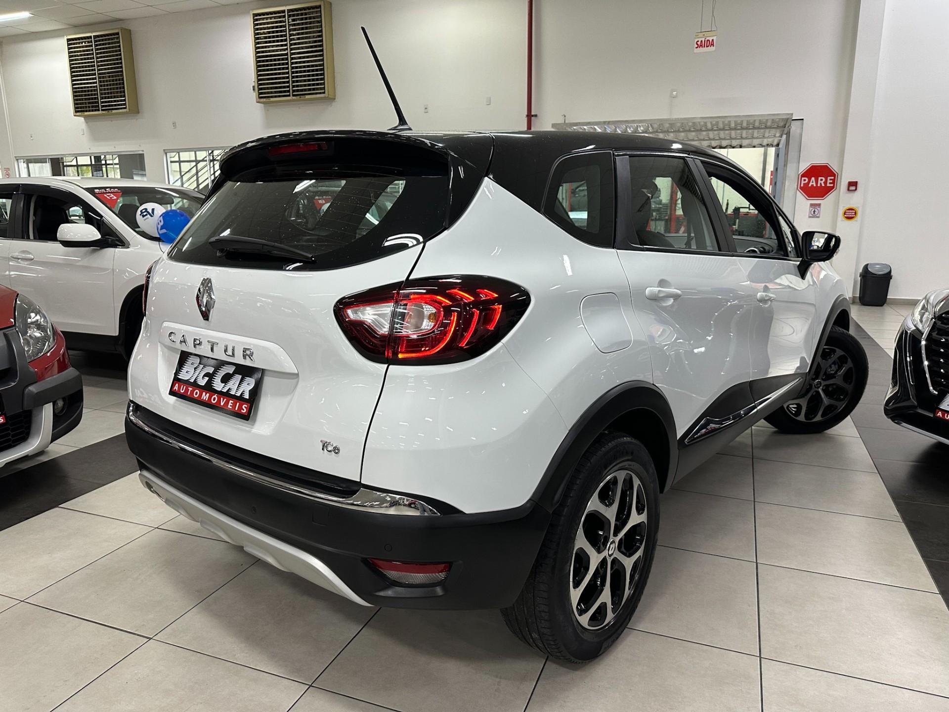 Renault Captur Intense 1.3 TB 16V Flex Aut. 2022